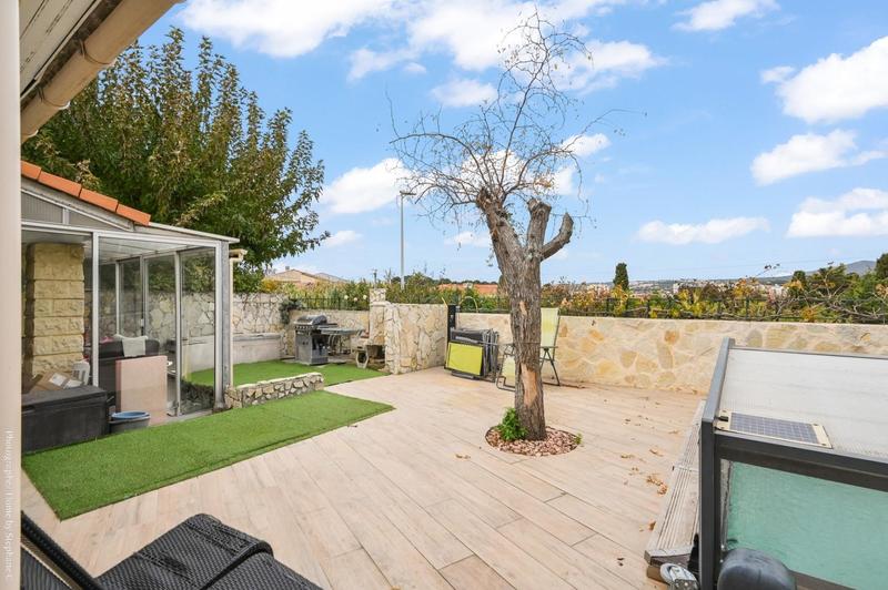 Maison - 120 m² - 4 pièces