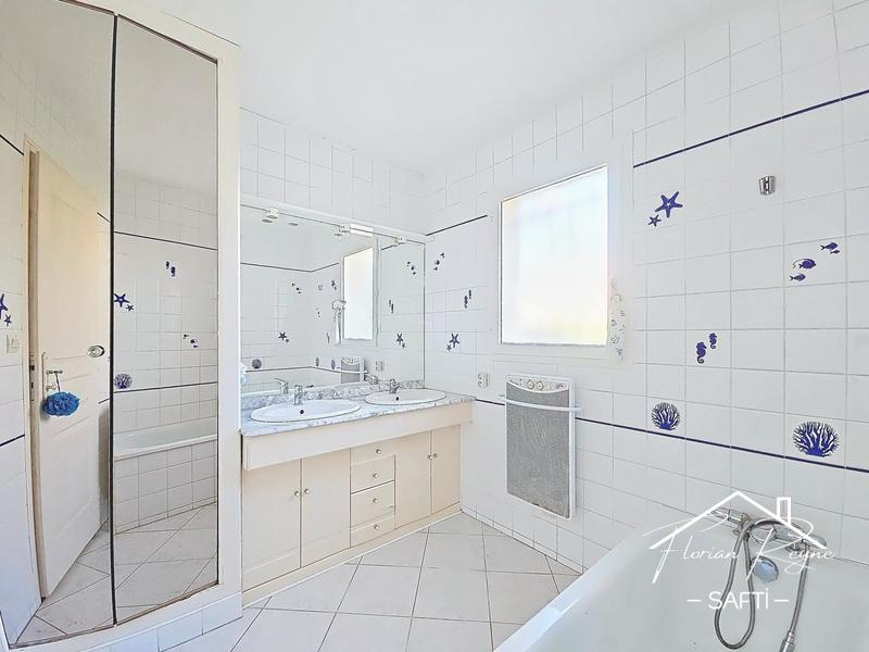 Maison - 133 m² - 7 pièces