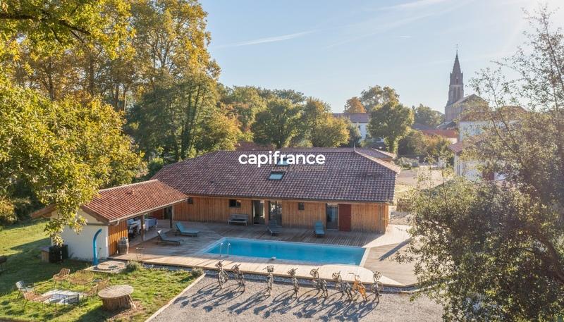 Propriété - 613 m² - 15 pièces