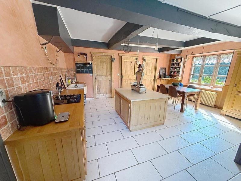 Maison - 179 m² - 6 pièces