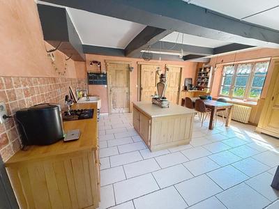 Maison - 179 m² - 6 pièces
