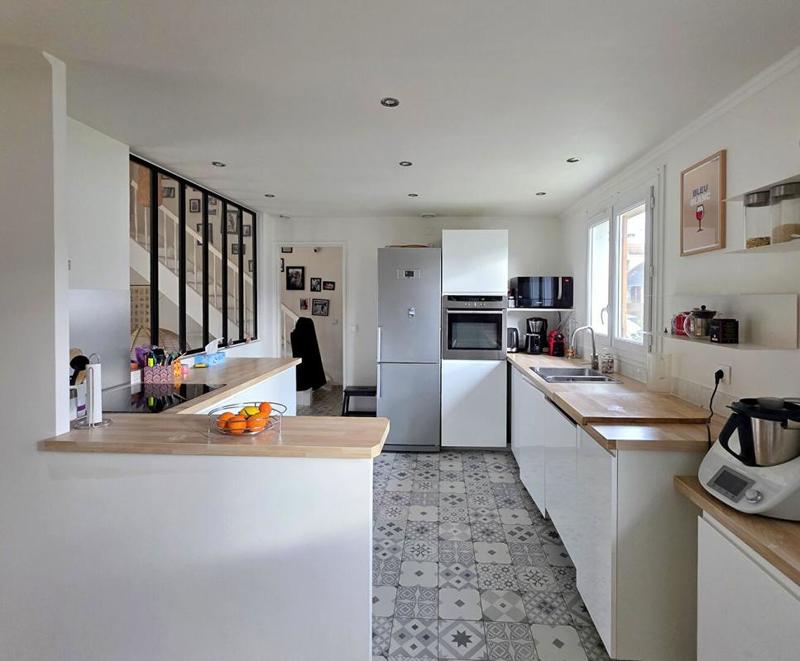 Villa - 206 m² - 7 pièces