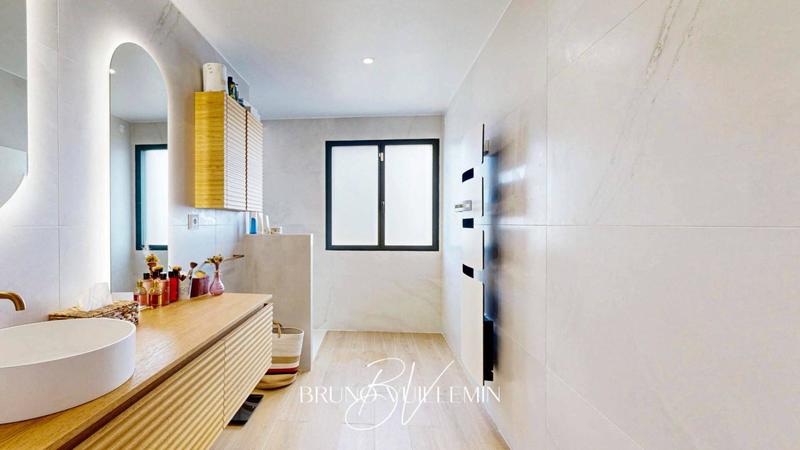 Villa - 350 m² - 14 pièces