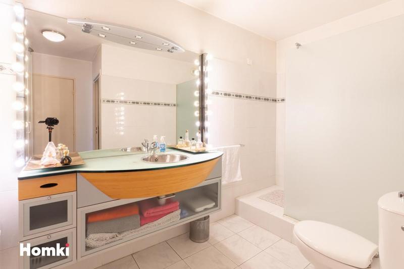 Appartement - 77 m² - 3 pièces