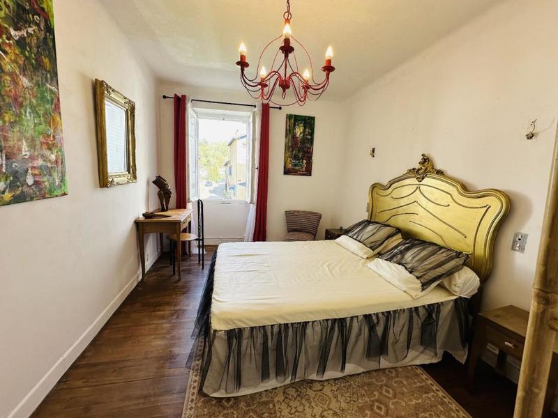 Maison de village - 137 m² - 6 pièces