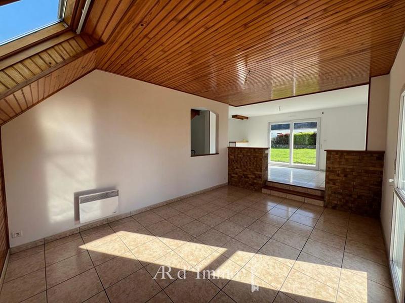 Maison - 91 m² - 5 pièces