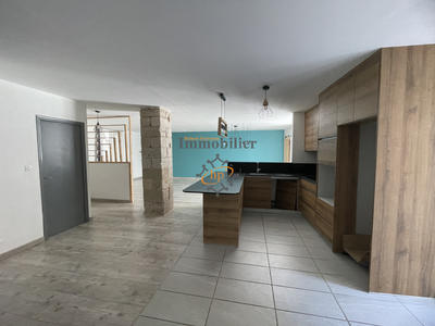 Appartement - 120 m² - 4 pièces