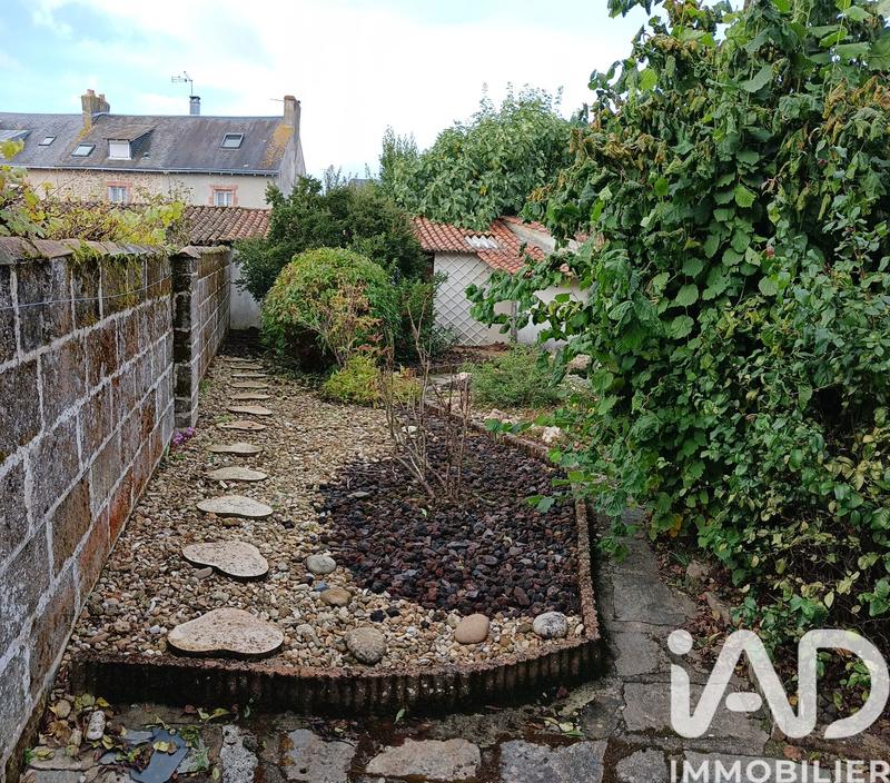 Maison de ville - 110 m² - 8 pièces