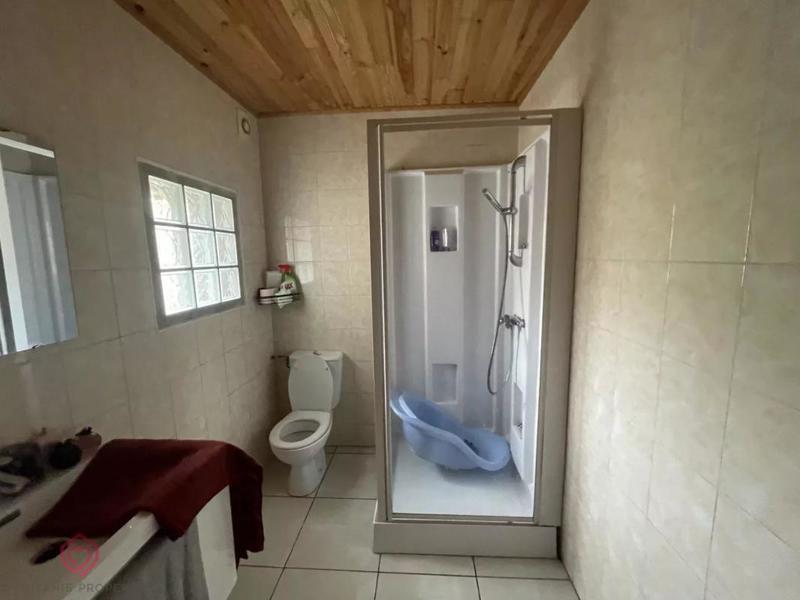 Maison - 200 m² - 9 pièces