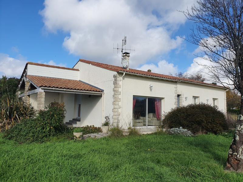 Maison traditionnelle - 120 m² - 4 pièces