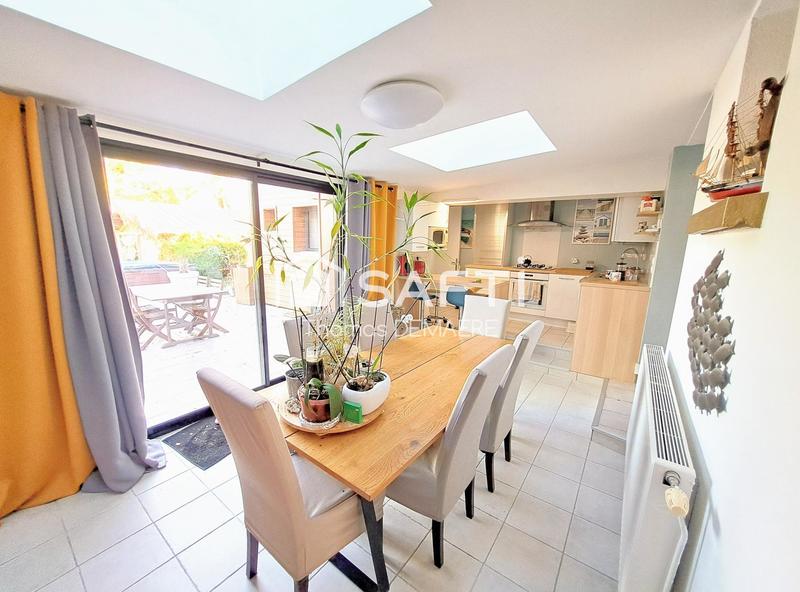 Maison - 160 m² - 7 pièces