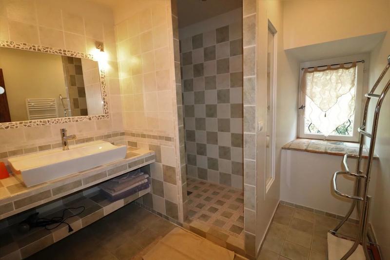 Mas - 390 m² - 10 pièces