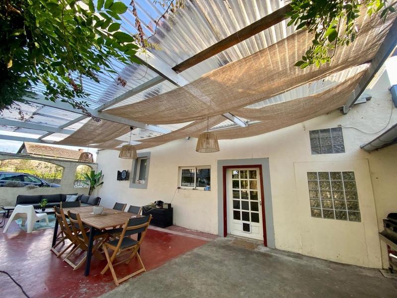 Maison - 200 m² - 6 pièces