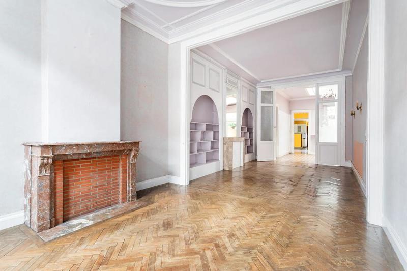 Maison - 176 m² - 8 pièces