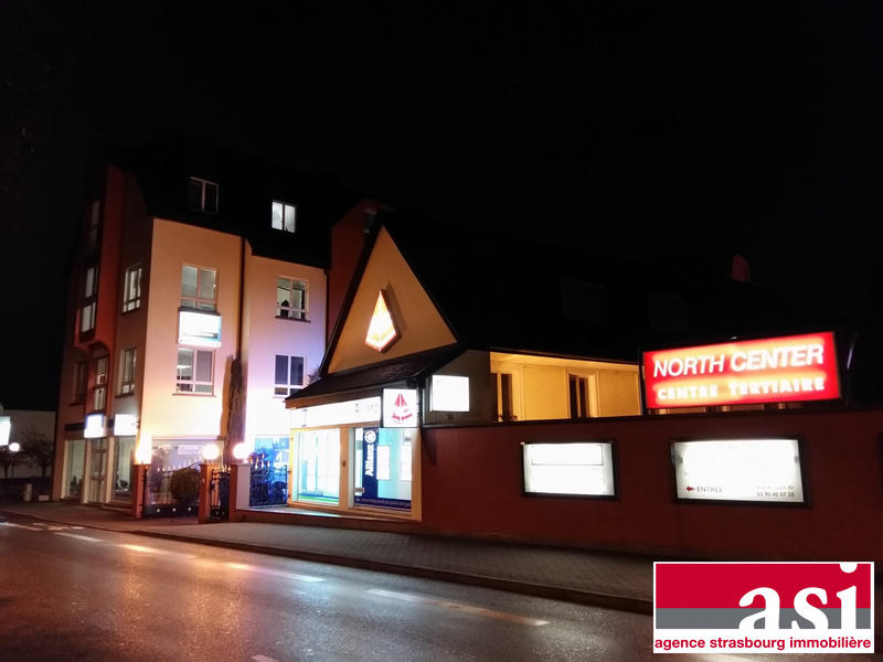 Local d'activités - 138 m² - 6 pièces