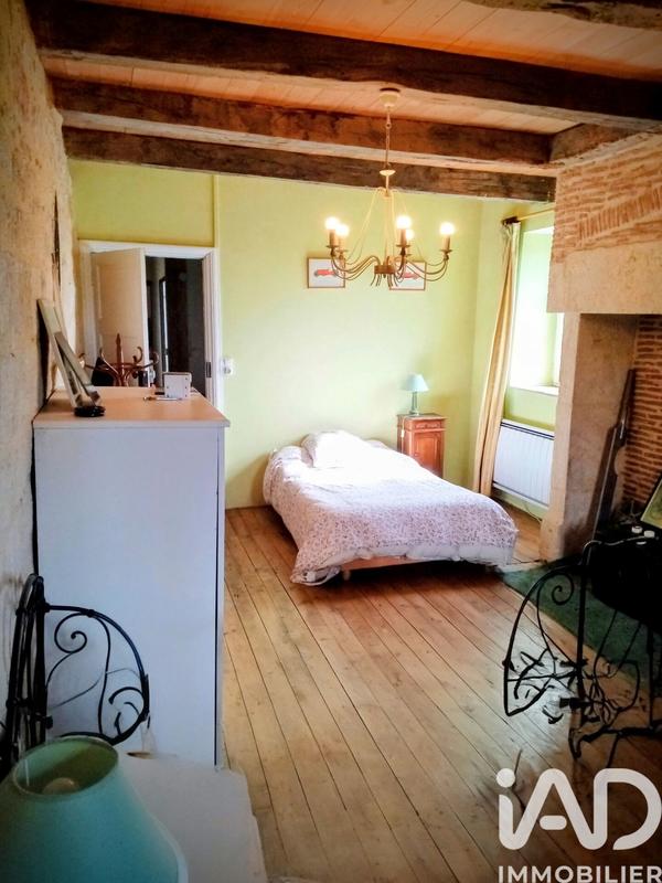 Maison - 322 m² - 9 pièces