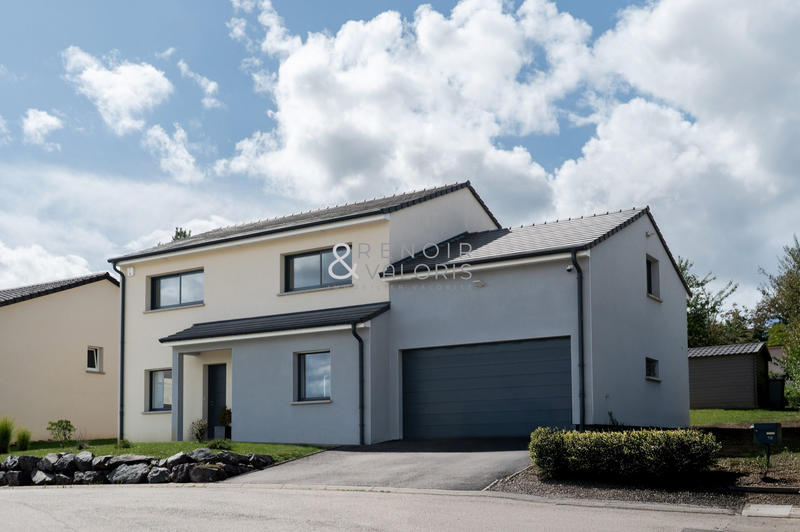 Maison - 162 m² - 7 pièces