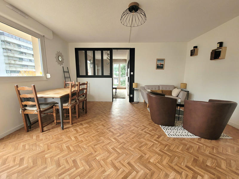 Appartement - 79 m² - 4 pièces