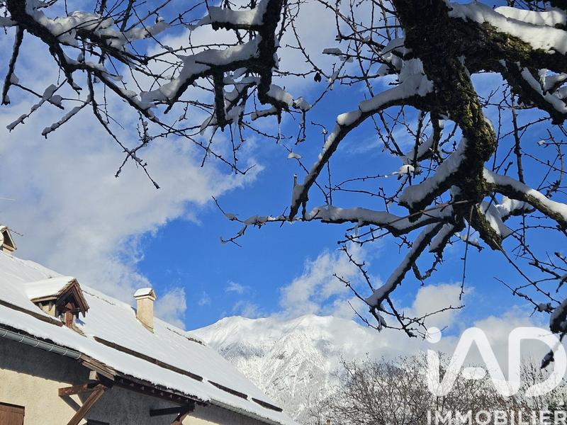 Maison - 372 m² - 14 pièces