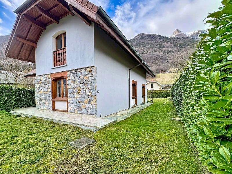 Maison - 193 m² - 5 pièces