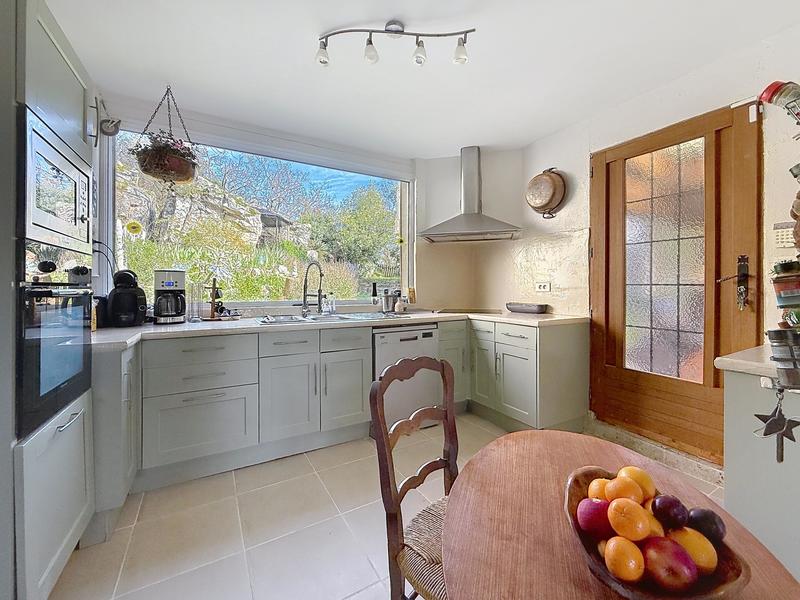 Villa - 180 m² - 6 pièces