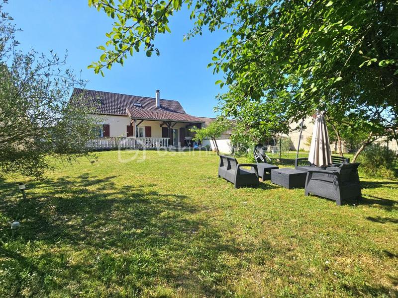 Maison - 120 m² - 6 pièces