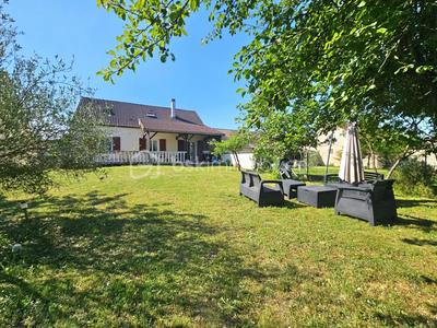 Maison - 120 m² - 6 pièces