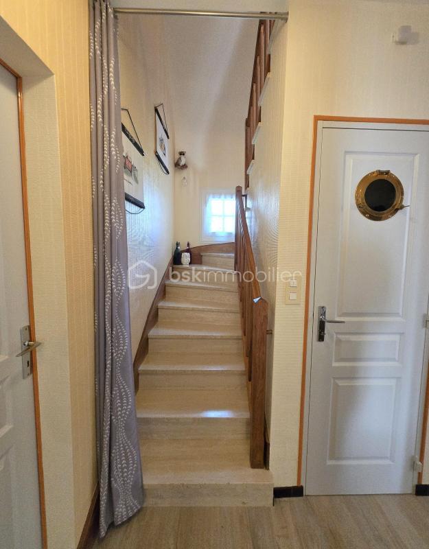 Maison - 135 m² - 6 pièces