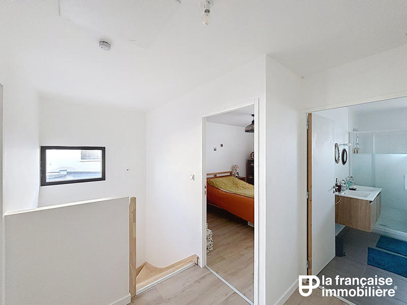 Maison - 104 m² - 5 pièces