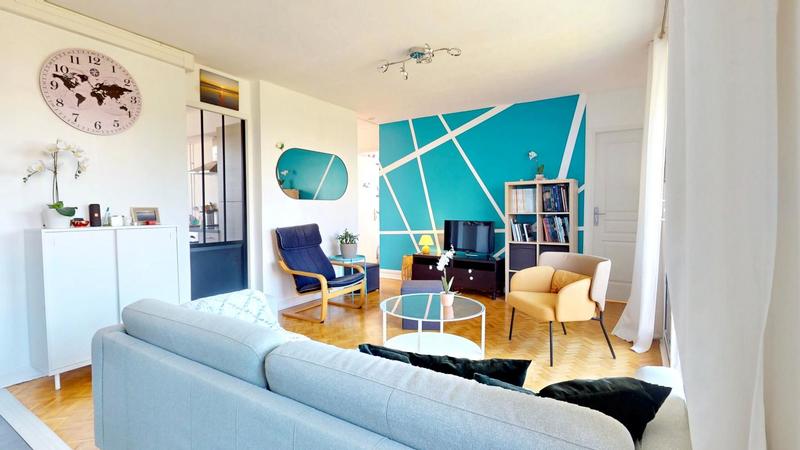 Appartement - 75 m² - 5 pièces