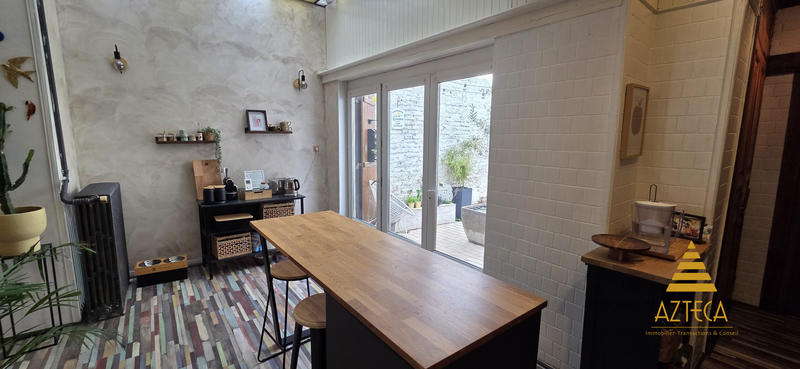 Maison - 158 m² - 9 pièces