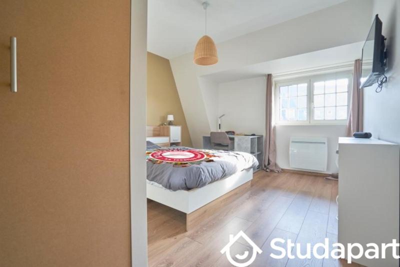 Chambre - 16 m² - 1 pièce