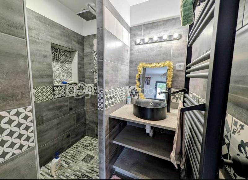 Maison - 164 m² - 7 pièces