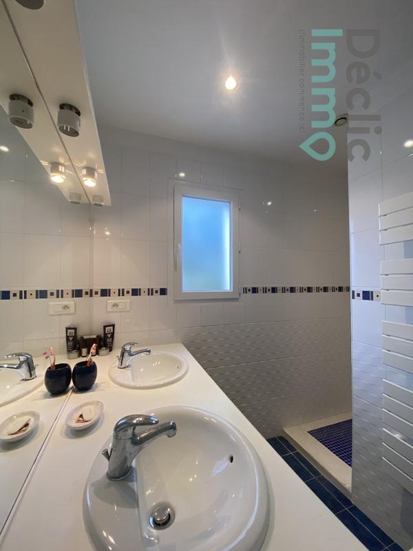 Maison - 174 m² - 6 pièces