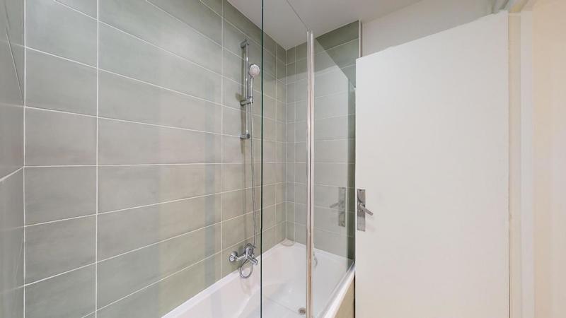 Appartement - 93 m² - 5 pièces