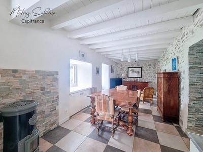 Maison - 130 m² - 6 pièces