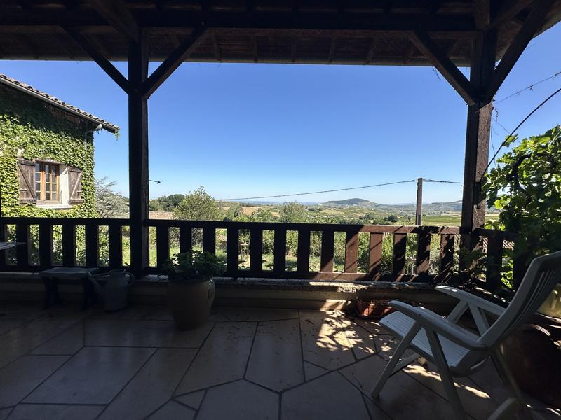 Maison - 177 m² - 8 pièces