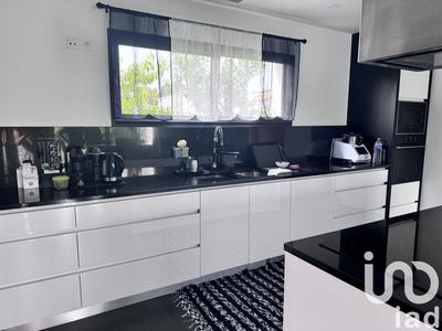 Maison de maîtres - 140 m² - 4 pièces