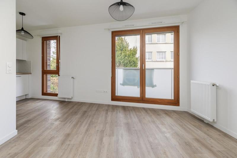 Studio - 25 m² - 1 pièce