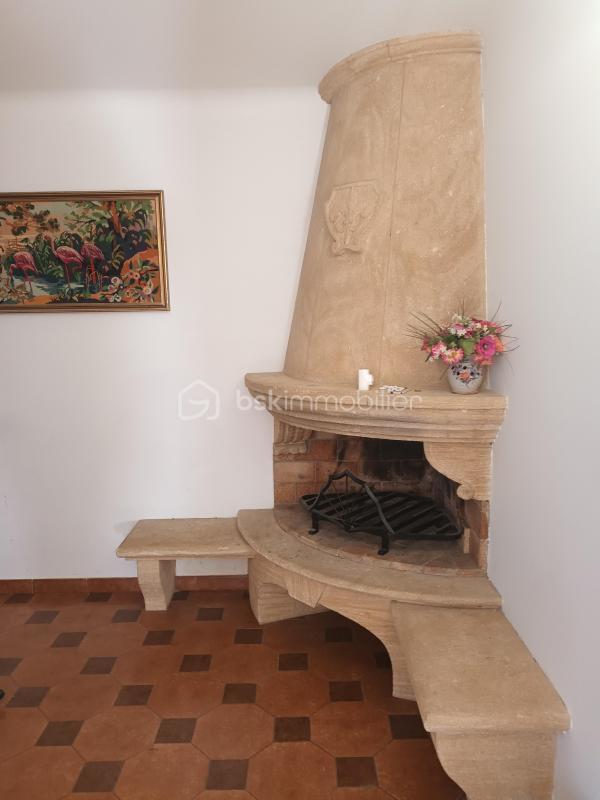 Maison traditionnelle - 248 m² - 9 pièces