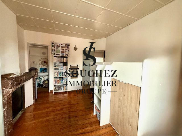 Maison - 250 m² - 8 pièces