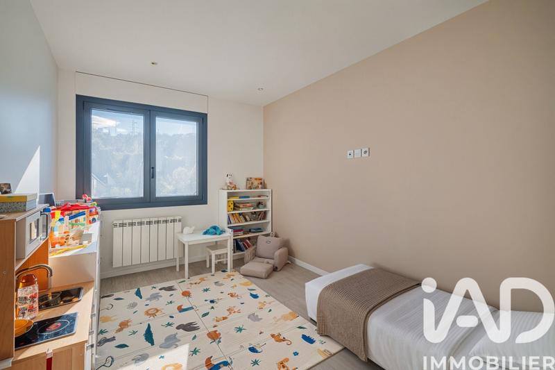 Appartement - 101 m² - 4 pièces