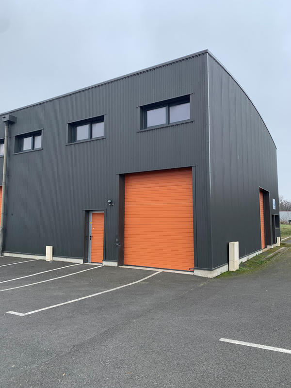 Local commercial - 105 m²