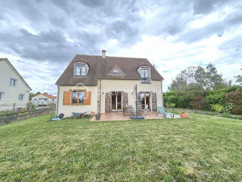 Maison - 138 m² - 5 pièces