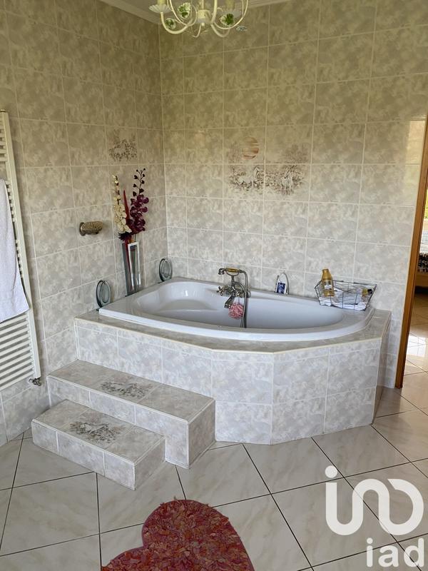 Maison - 146 m² - 7 pièces