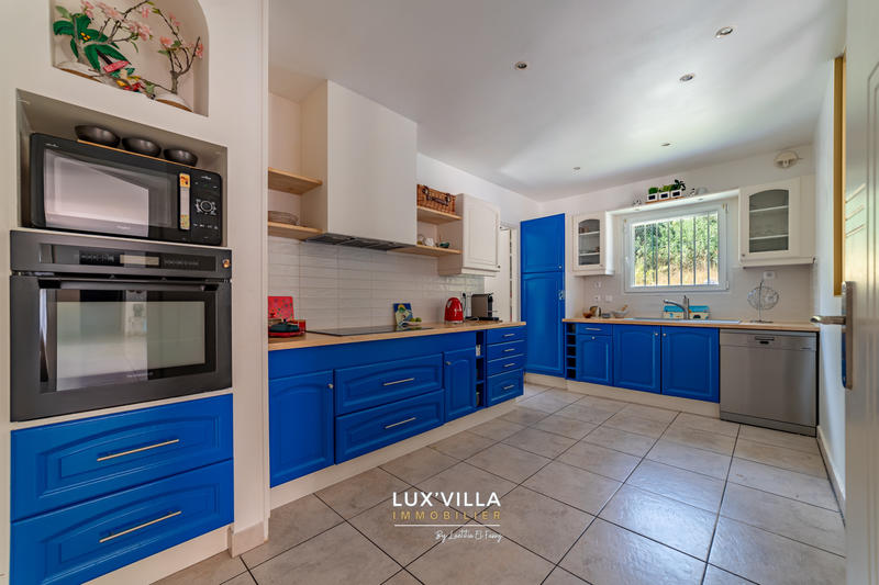 Villa - 180 m² - 7 pièces