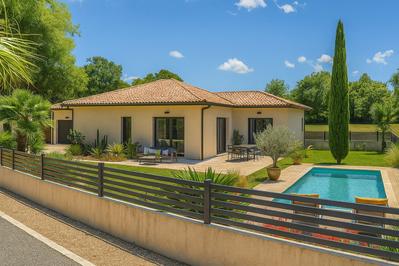 Maison - 110 m² - 4 pièces