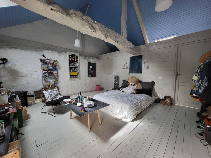 Propriété - 260 m² - 7 pièces