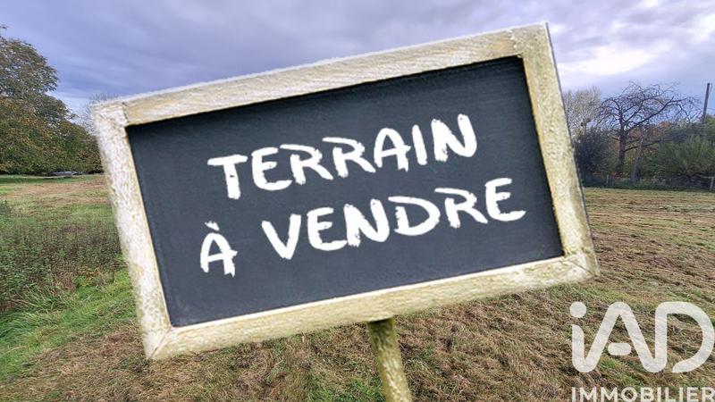 Terrain - 3 000 m²