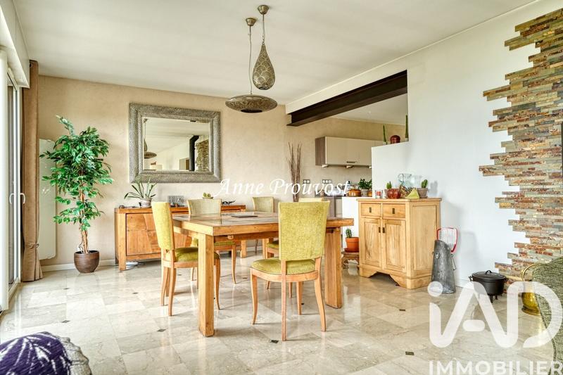 Maison - 173 m² - 7 pièces